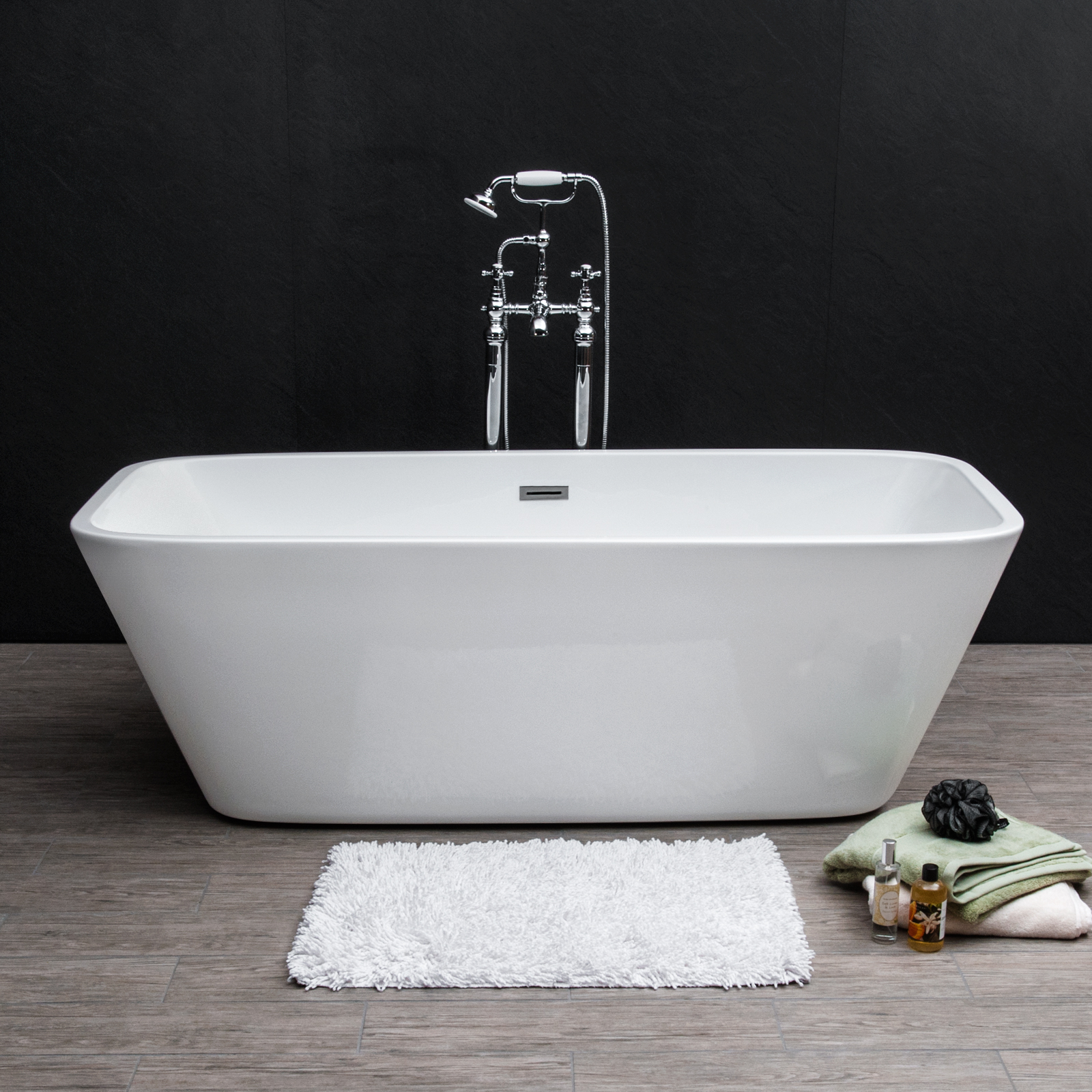 large double ended freestanding bath